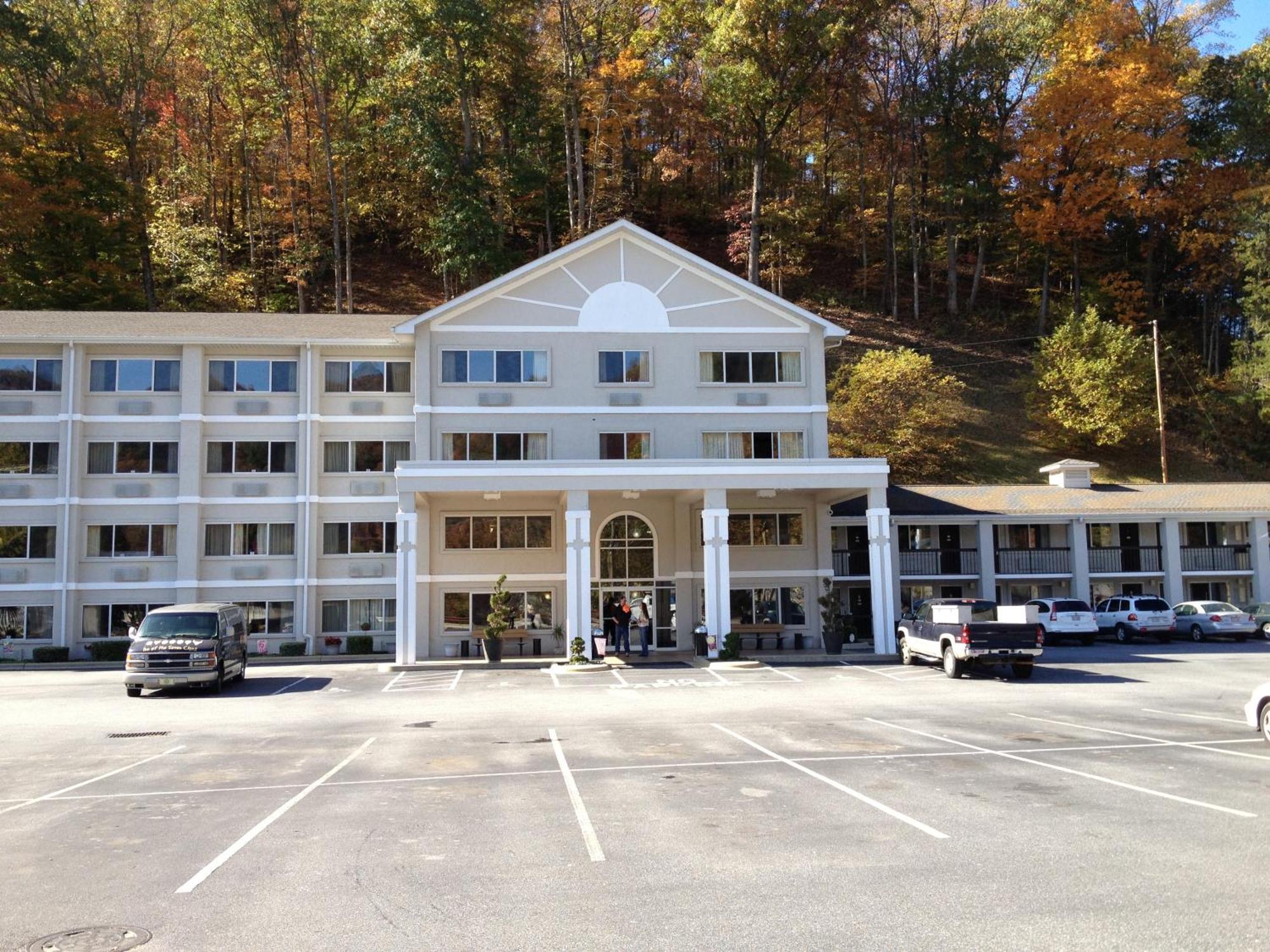 Cherokee Grand Hotel ภายนอก รูปภาพ